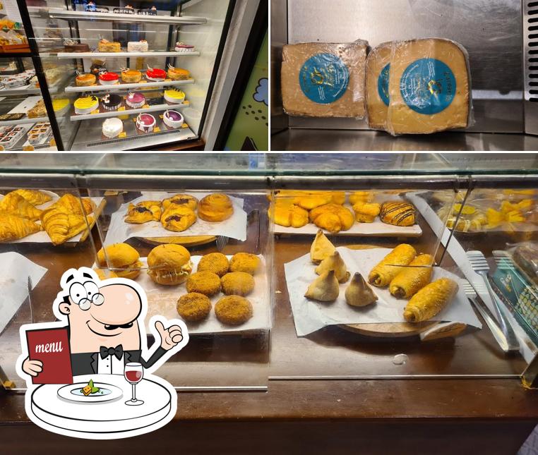 Food at CakeBee - Your Favourite Bakery & Cake Shop Food at CakeBee - Your Favourite Bakery & Cake Shop