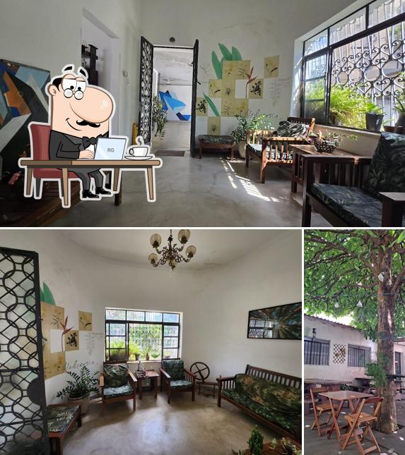 O interior do Guayá Comedoria