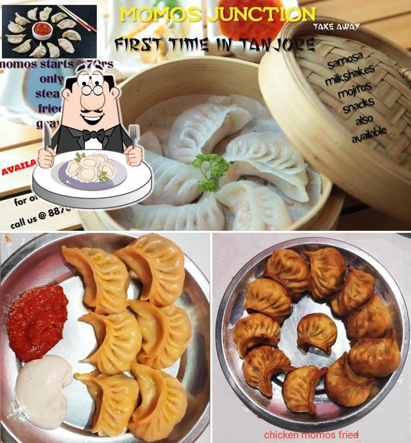 Dumplings at Momos Junction