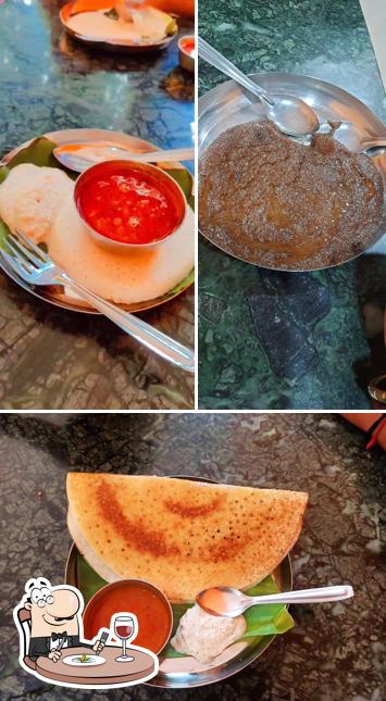 Food at The Maheshwaram Cafe
