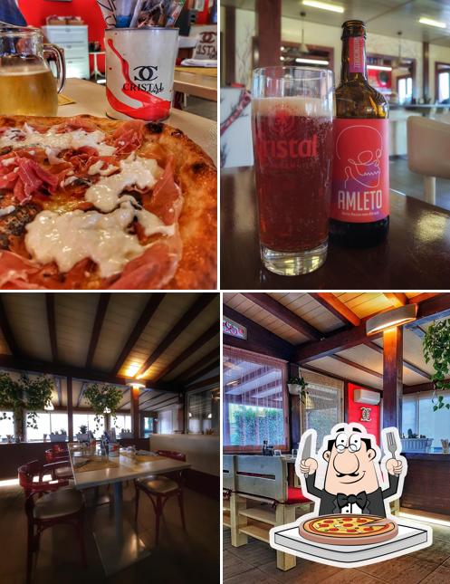 Scegli una pizza a Cristal Cafè