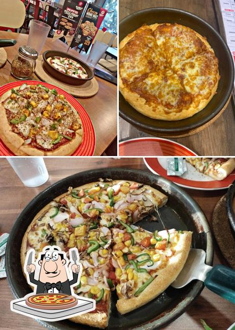 At Pizza Hut Vijay Nagar, Indore, you can get pizza