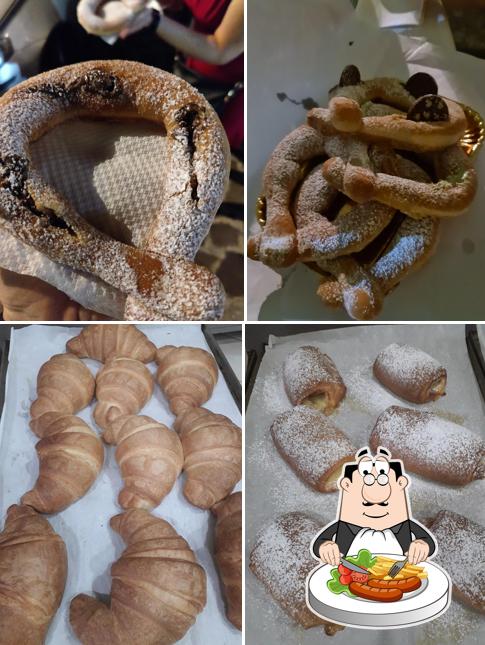 Platti al Pasticceria Makke' Zeppola