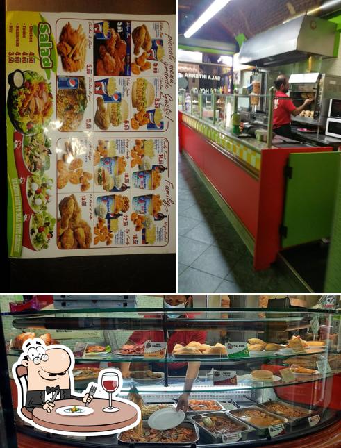 Questa è la immagine che presenta la cibo e interni di Chicken Hut