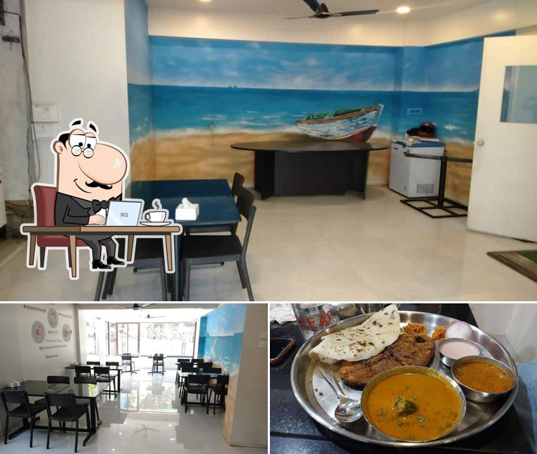 Guru Sawant Malvan Katta Vimannagar is distinguished by interior and seo_images_cat_42