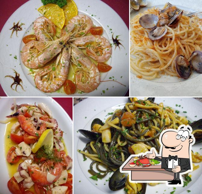 Gli ospiti di Trattoria Sa Merenda possono avere vari pasti di mare