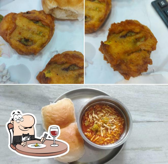 Meals at Anhad Misal