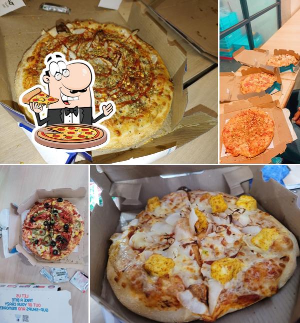 Order pizza at Domino's Pizza Dhakoli, Zirakpur