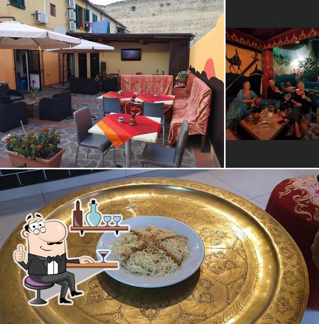 Dai un'occhiata agli interni di Medina Bar