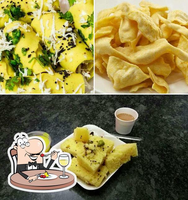 Food at Shreeji Shree Ganesh Saurastra Ganthiya