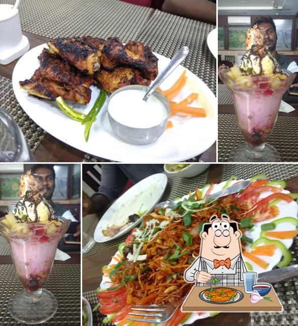 Chicken wings at AL TAJ Family Restaurant