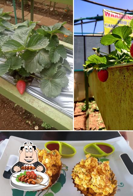 Food at Garden Green House Strawberry Farm & Restaurant