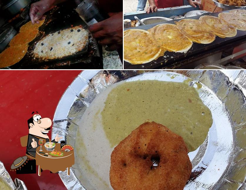 Meals at Lakshman Ki Bandi