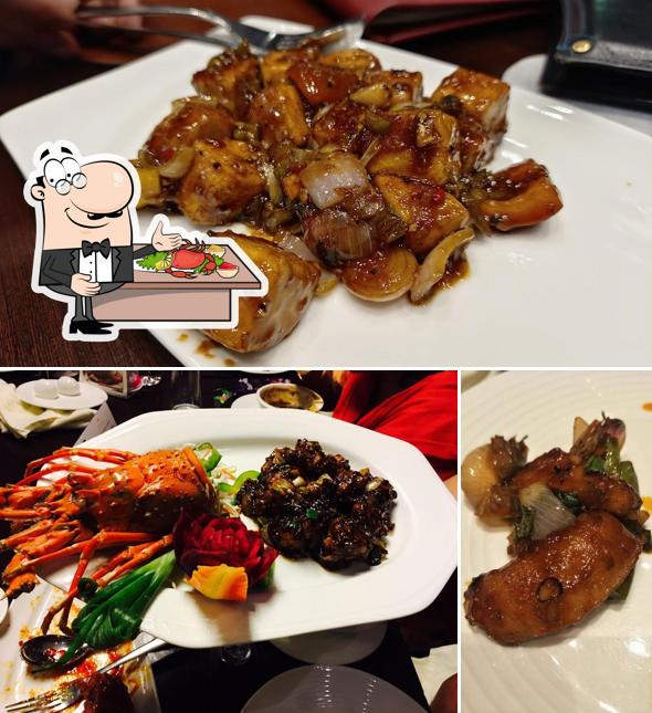 Asia Kitchen By Mainland China provides a variety of seafood items