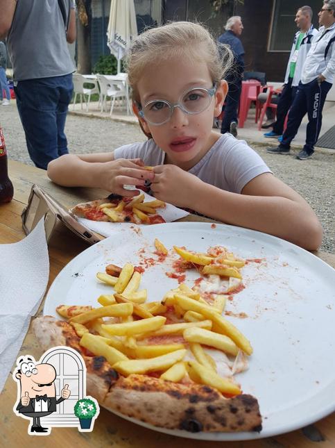 Gli esterni di Pizzeria Amici della Pro