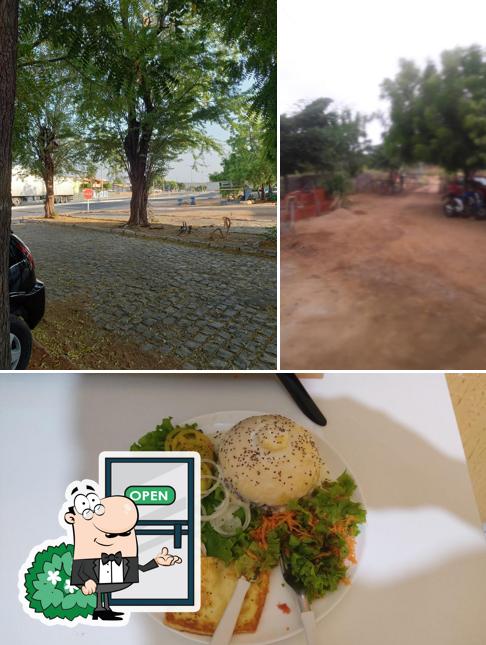 Entre diversos coisas, exterior e comida podem ser encontrados no Churrascaria e Pousada Apodi