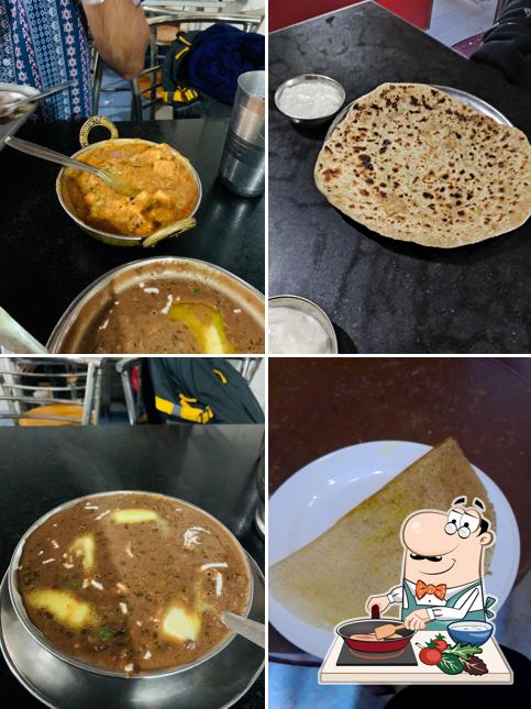 Chicken curry at Kamal Dhaba