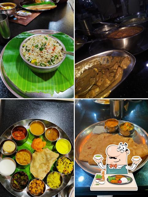 Food at Saravana Bhavan Vegetarian Hotel