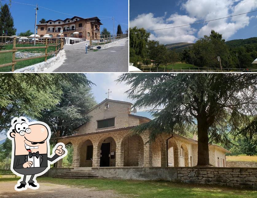 Curiosa tra l'area esterna di Steak Stube Baldo 1000