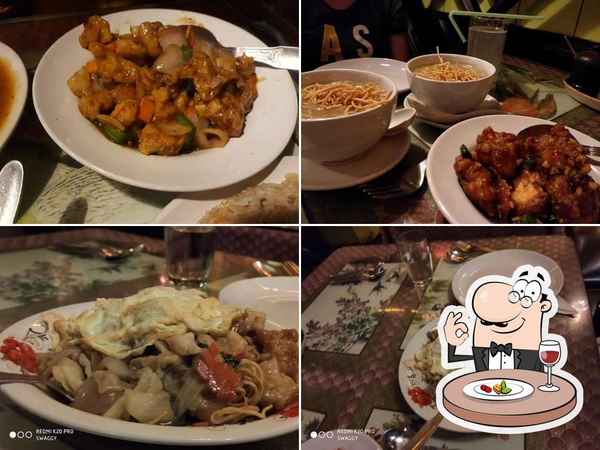 Food at Golden Dragon