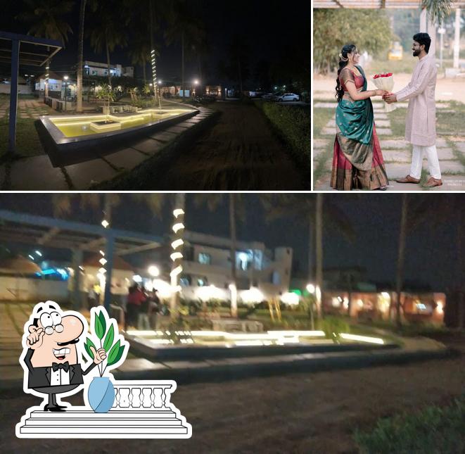 Check out how Kanakadhara Restaurant looks outside