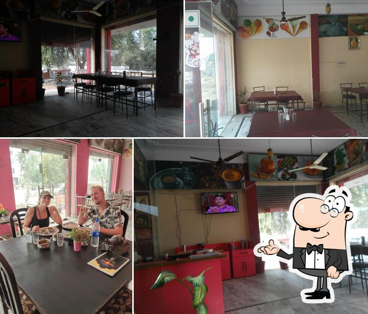 Pratham Riddhi Siddhi Restaurant & Cafe