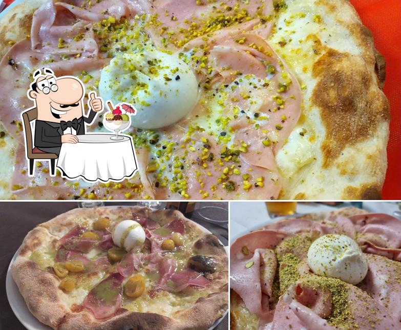 Pizzeria La Noce di Donato Karen serve un'ampia selezione di dessert