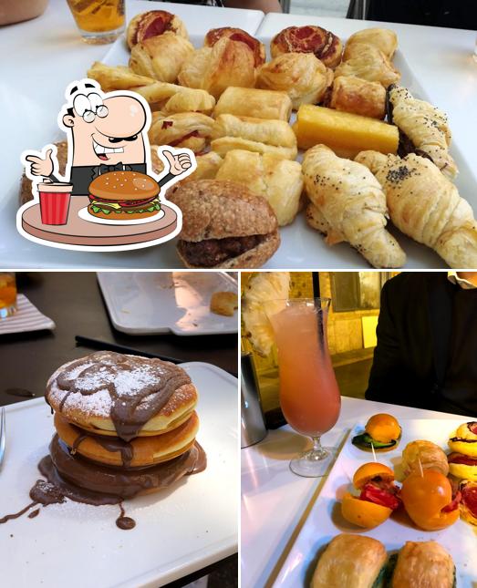 Prenditi un hamburger a Cairoli Bakery - Pasticceria, Caffetteria, Ristorante e Wine Bar