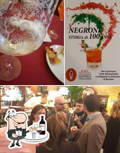 Bar Giulio serve alcolici