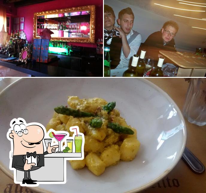 La foto della bancone da bar e cibo di Dal Conte Duilio