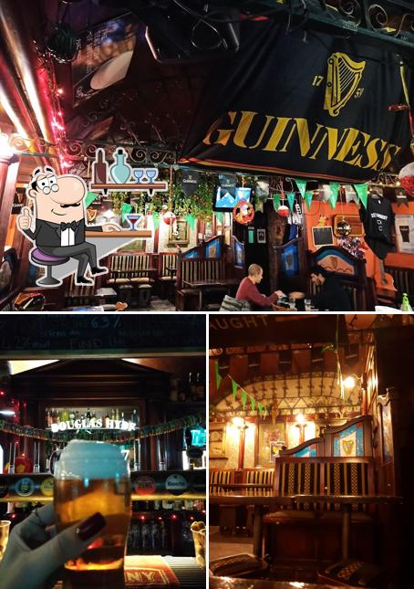 Gli interni di Douglas Hyde irish pub