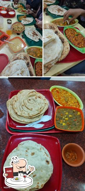 Food at Sherowali Sweet Snacks Bakery