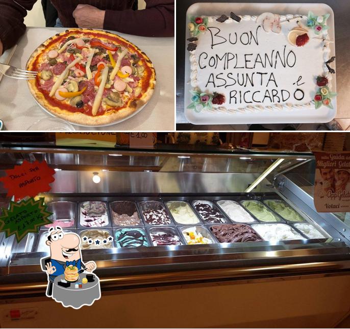 Platti al Ristorante Pizzeria La Costa