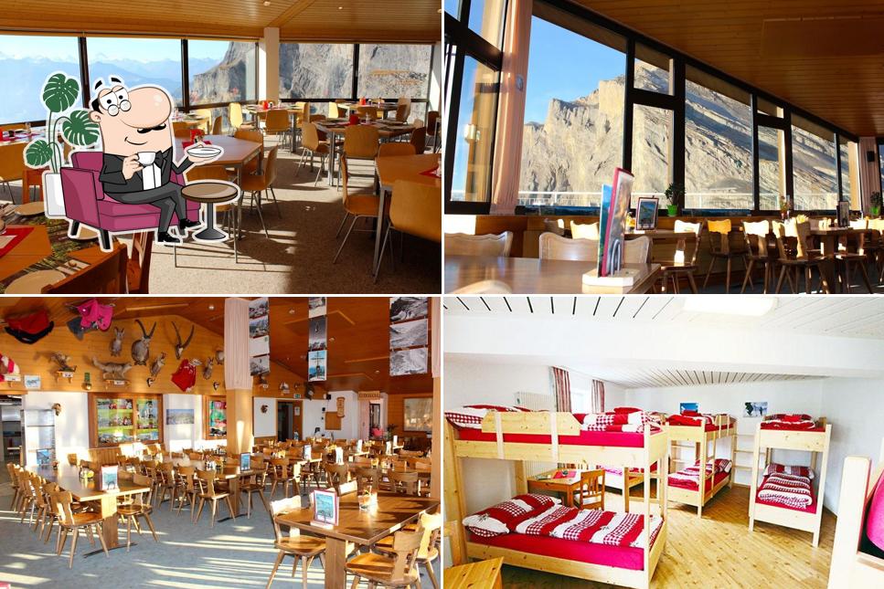 Siediti a un tavolo di Gemmi Lodge 2350