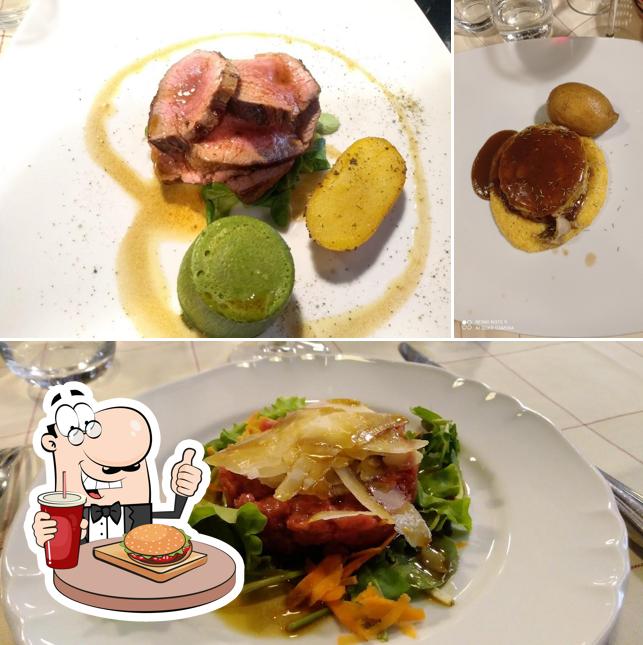 Prenditi un hamburger a Creminati