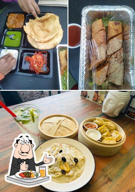 Meals at UP85 Chur Chur Naan - Best Restaurant, Veg Restaurant, Punjabi Restaurant In Mathura