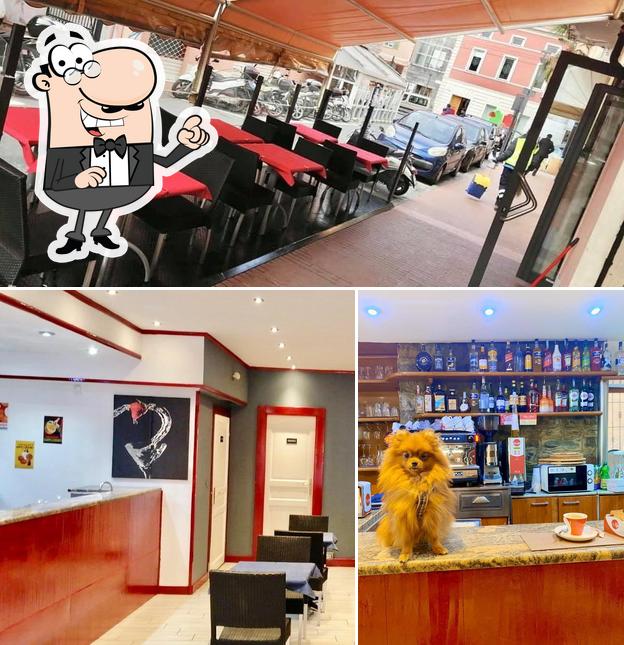 Gli interni di Bar Casablanca