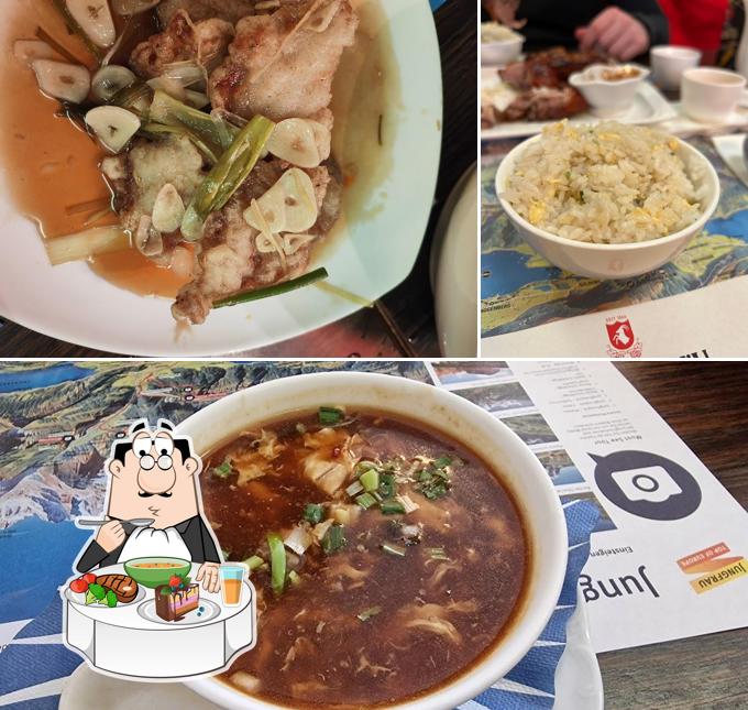 Zuppa calda e acida al 桃源馆China Restaurant