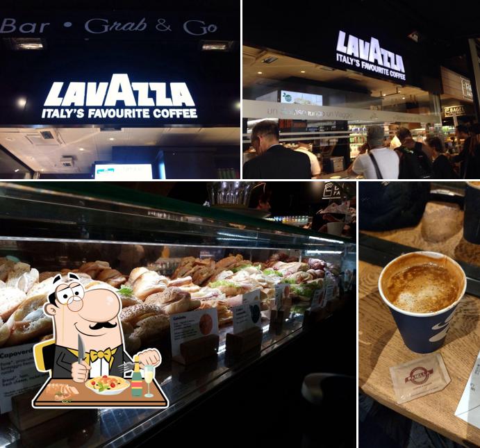 La cibo e interni del ristorante