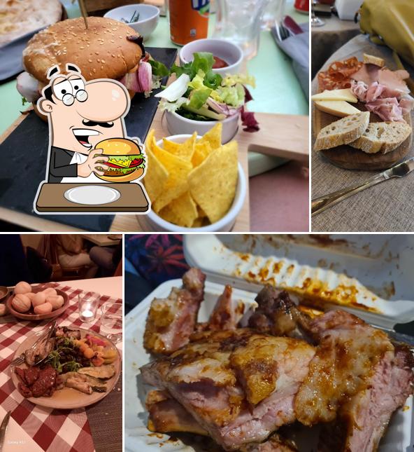 Hamburger al Al Fresco caffè con piccola cucina