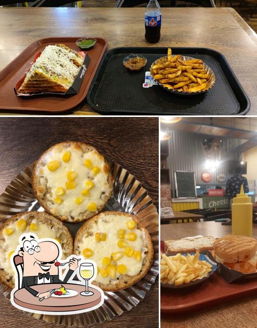 Food at Cheese & Chips