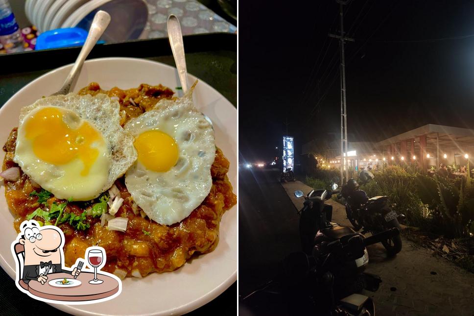 Food at Chandys Night Cafe
