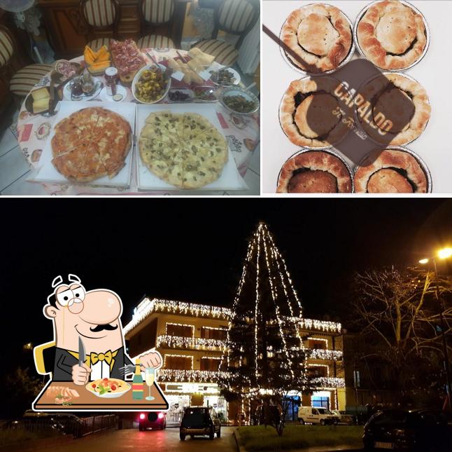 Tra le diverse cose da Capaldo il Fornaio si possono trovare la cibo e esterno