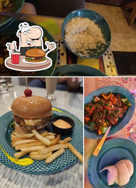 Hamburger at Groovy kitchen