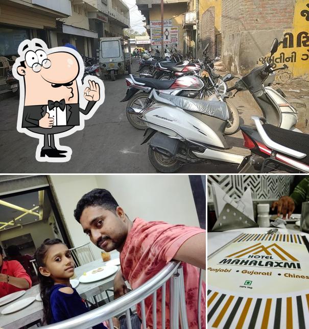 Here's a photo of Hotel Mahalaxmi