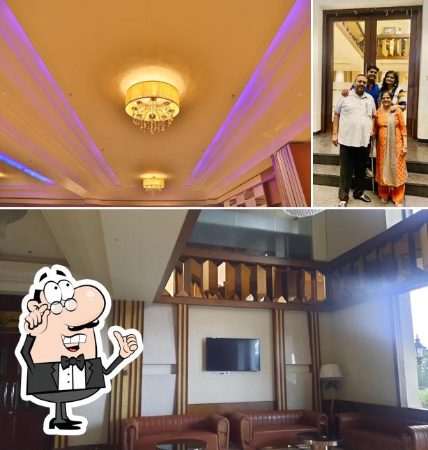 Check out how Spangle Stone looks inside