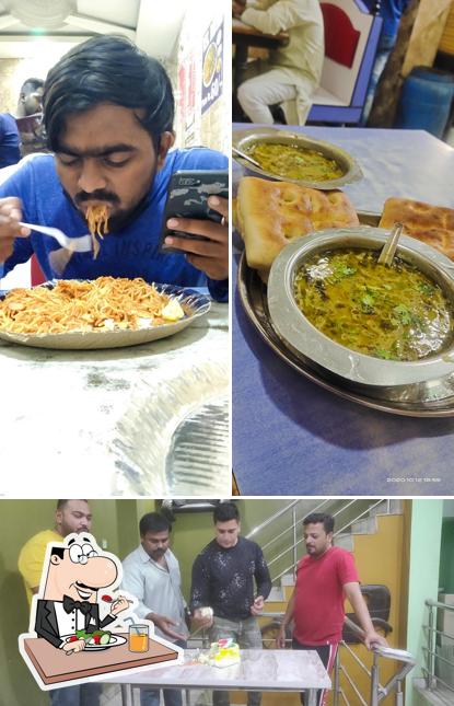 Food at Cafe Pakeeza Hotel