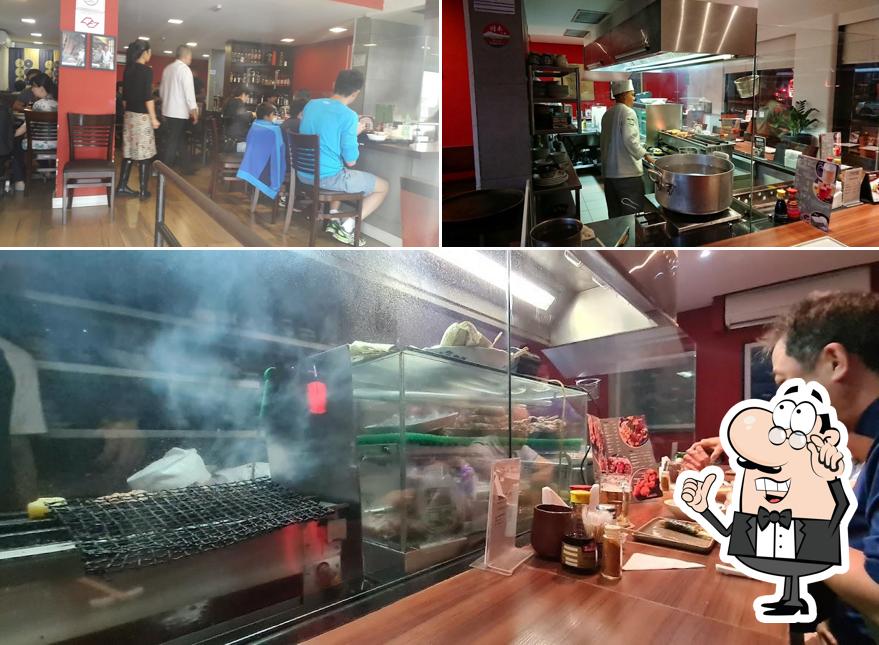 Veja imagens do interior do Yakitori Restaurante