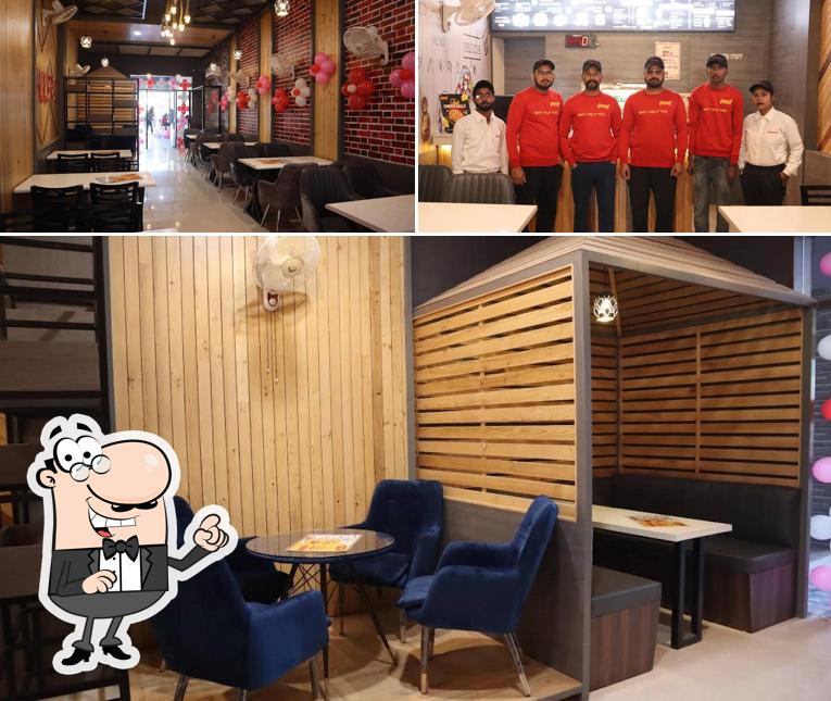 Check out how Snakkers looks inside