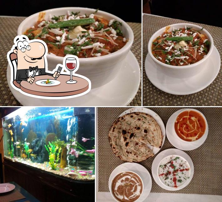 Meals at 4 on 44 Restaurant & Bar
